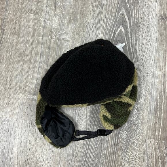 Cat & Jack Boys' Camo Sherpa and Black Winter Hat - One Size - NWT - Picture 3 of 5